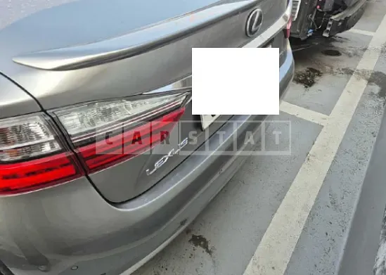 Photo 2 of 15: 2016 Lexus ES300h — Korean insurance auction