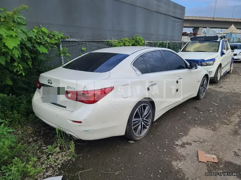 Photo 2 of 16: 2016 Infiniti Q50S Hybrid, VIN JNKAV71E2GM580619 — Korean insurance auction