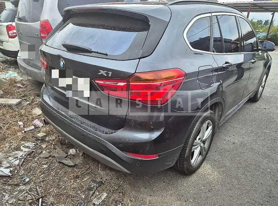 Photo 2 of 13: 2017 BMW X1 xDrive18d — Korean insurance auction