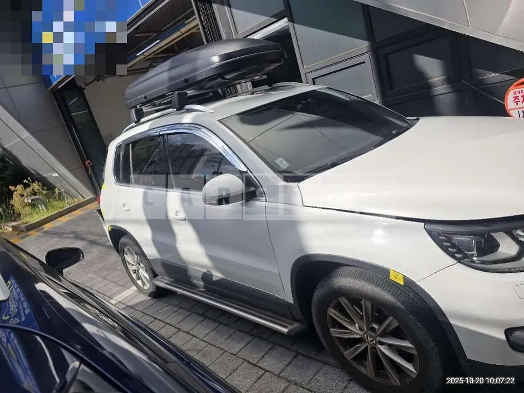 Photo 2 of 41: 2016 Volkswagen Tiguan 2.0 TDI BMT — Korean insurance auction