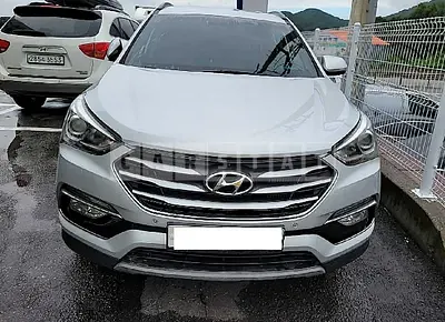 Photo 1 of 8: 2018 Hyundai Santa Fe, VIN KMHSW81UBJU850524 — Korean insurance auction
