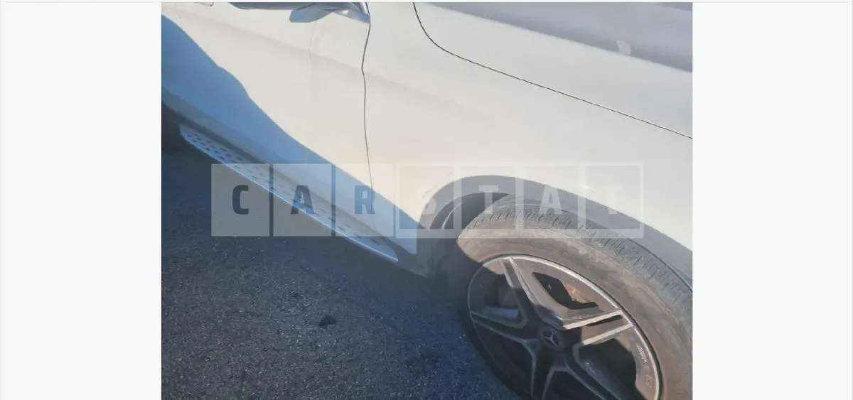 Photo 2 of 19: 2020 Mercedes-Benz GLC220 d 4Matic Coupe — Korean insurance auction