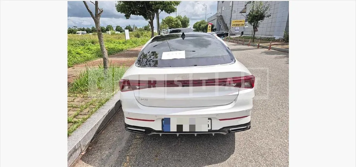 Photo 2 of 13: 2022 Kia K5 1.6 — Korean insurance auction
