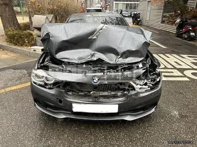 Photo 1 of 40: 2016 BMW 320d — Korean insurance auction