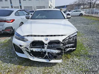 Photo 1 of 17: 2022 BMW i4 M50, VIN WBY31AW06NFM79597 — Korean insurance auction