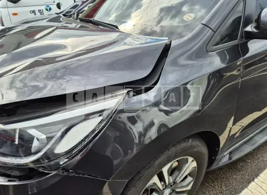 Photo 2 of 16: 2019 Kia Carnival, VIN KNAMB81ABKS594992 — Korean insurance auction