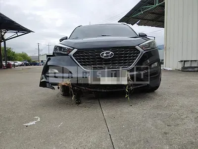 Photo 1 of 3: 2016 Hyundai Tucson TL 1.7 — Korean insurance auction