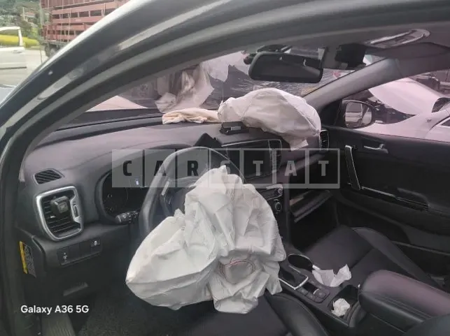 Photo 2 of 15: 2016 Kia Sportage — Korean insurance auction