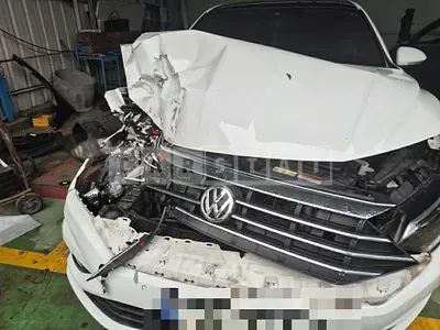 Photo 1 of 13: 2021 Volkswagen Jetta 1.4 TSI — Korean insurance auction
