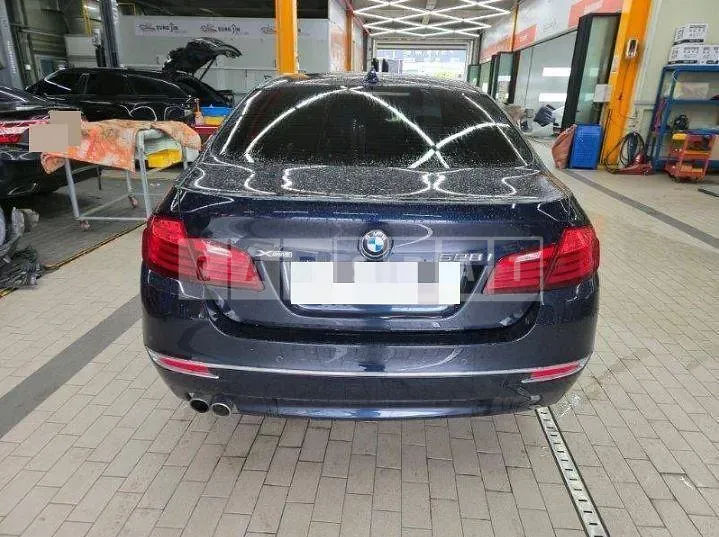 Photo 2 of 19: 2016 BMW 528i xDrive, VIN WBA5A7102GG298477 — Korean insurance auction