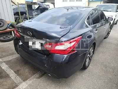 Photo 1 of 22: 2017 Nissan Altima 2.5 — Korean insurance auction