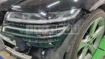 Photo 1 of 3: 2020 Genesis (parts) G80 Headlamp (Left) — Korean insurance auction