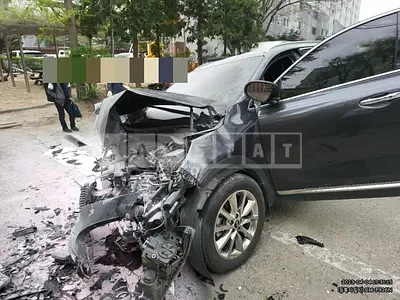 Photo 1 of 6: 2017 Kia Sorento 2.0 (4WD), VIN KNAPH81ADHA339973 — Korean insurance auction