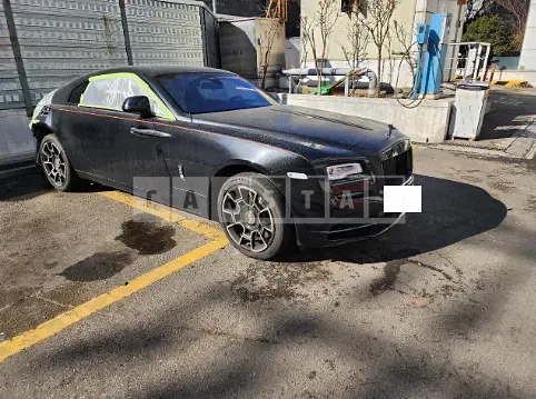 Photo 2 of 28: 2020 Rolls-Royce Wrait Black Badge, VIN SCAXZ0104LUX82150 — Korean insurance auction