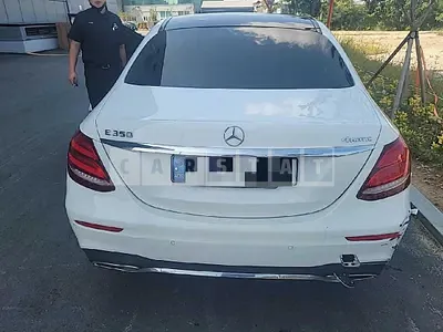 Photo 1 of 25: 2020 Mercedes-Benz E350 4Matic — Korean insurance auction