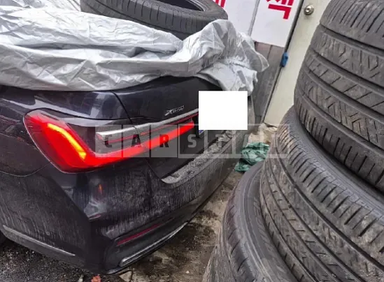 Photo 2 of 33: 2022 BMW 730d xDrive — Korean insurance auction