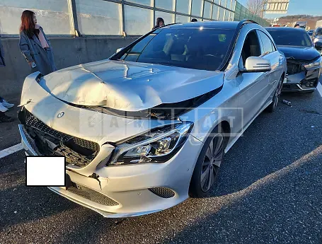Photo 2 of 9: 2017 Mercedes-Benz CLA250 4Matic, VIN WDDSJ4GB1HN464827 — Korean insurance auction