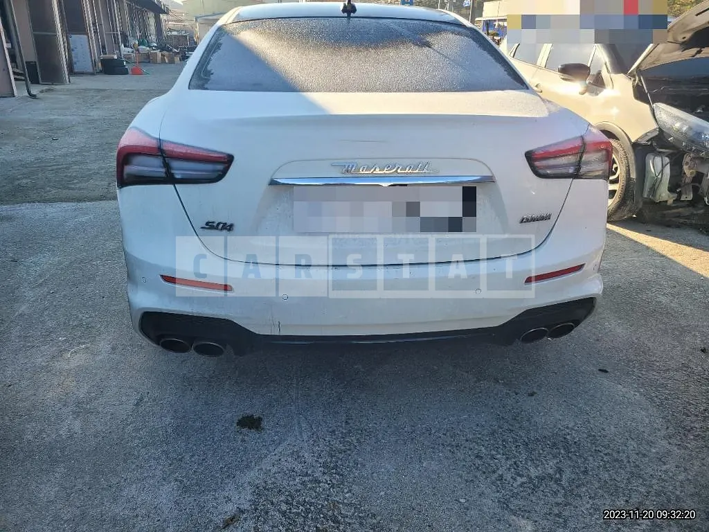 Photo 2 of 17: 2018 Maserati Ghibli S Q4, VIN ZAM57YTG8J1287717 — Korean insurance auction