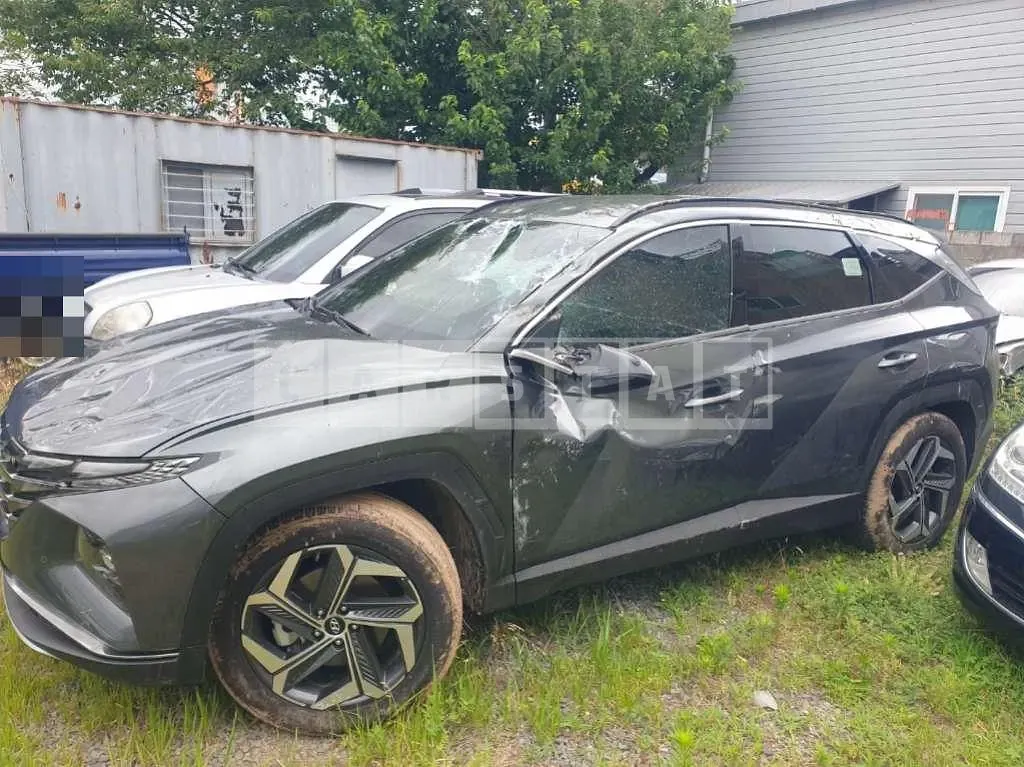 Photo 2 of 10: 2021 Hyundai Tucson NX4 Gasoline 4WD — Korean insurance auction