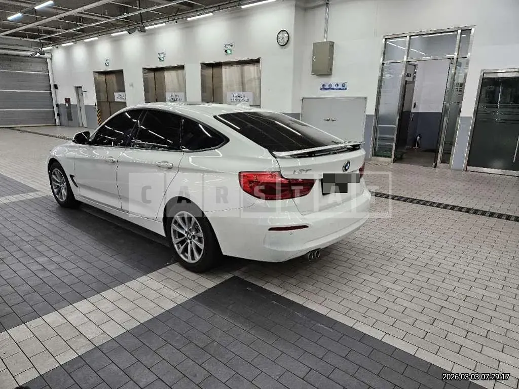 Photo 2 of 64: 2018 BMW 320d Gran Turismo — Korean insurance auction