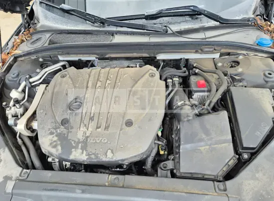 Photo 2 of 6: 2021 Volvo S90B5 — Korean insurance auction