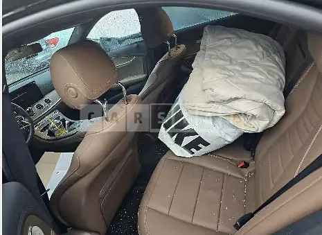 Photo 2 of 16: 2022 Mercedes-Benz E250 — Korean insurance auction