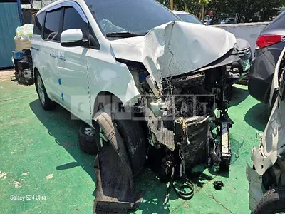 Photo 1 of 20: 2015 Kia Carnival — Korean insurance auction