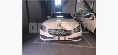 Photo 1 of 34: 2017 Mercedes-Benz E 220 d — Korean insurance auction