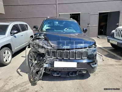 Photo 1 of 14: 2018 Jeep Straw Grand Cherokee, VIN 1C4RJFBG3JC189390 — Korean insurance auction