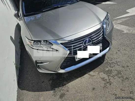 Photo 2 of 50: 2016 Lexus ES300h — Korean insurance auction
