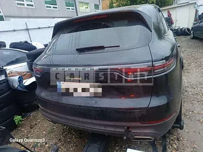 Photo 1 of 13: 2022 Porsche Cayenne E-Hybrid — Korean insurance auction
