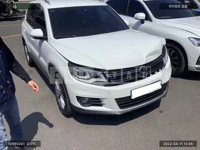 Photo 1 of 9: 2015 Volkswagen Tiguan 2.0 TDI BMT, VIN WVGZZZ5NZFW564673 — Korean insurance auction