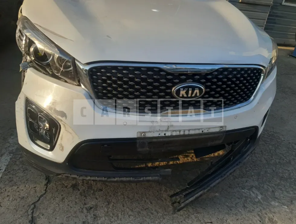 Photo 2 of 19: 2017 Kia Sorento — Korean insurance auction