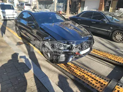 Photo 1 of 88: 2022 Mercedes-Benz E250, VIN W1KZF4FB7PB100610 — Korean insurance auction