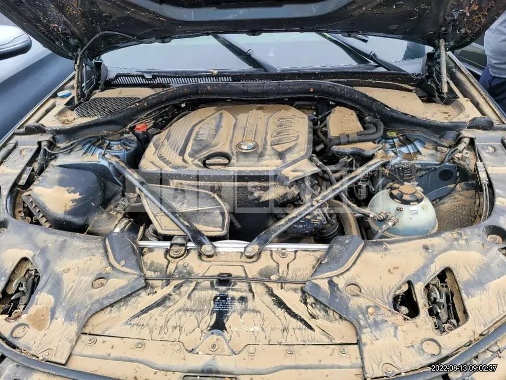 Photo 2 of 8: 2018 BMW 520d, VIN WBAJC3106JWB77565 — Korean insurance auction
