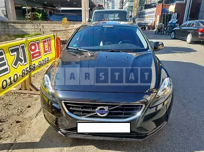 Photo 1 of 15: 2015 Volvo V40 D2, VIN YV1MV845BF2227080 — Korean insurance auction