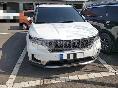 Photo 1 of 13: 2022 Kia Carnival, VIN KNANE81BBNS166263 — Korean insurance auction