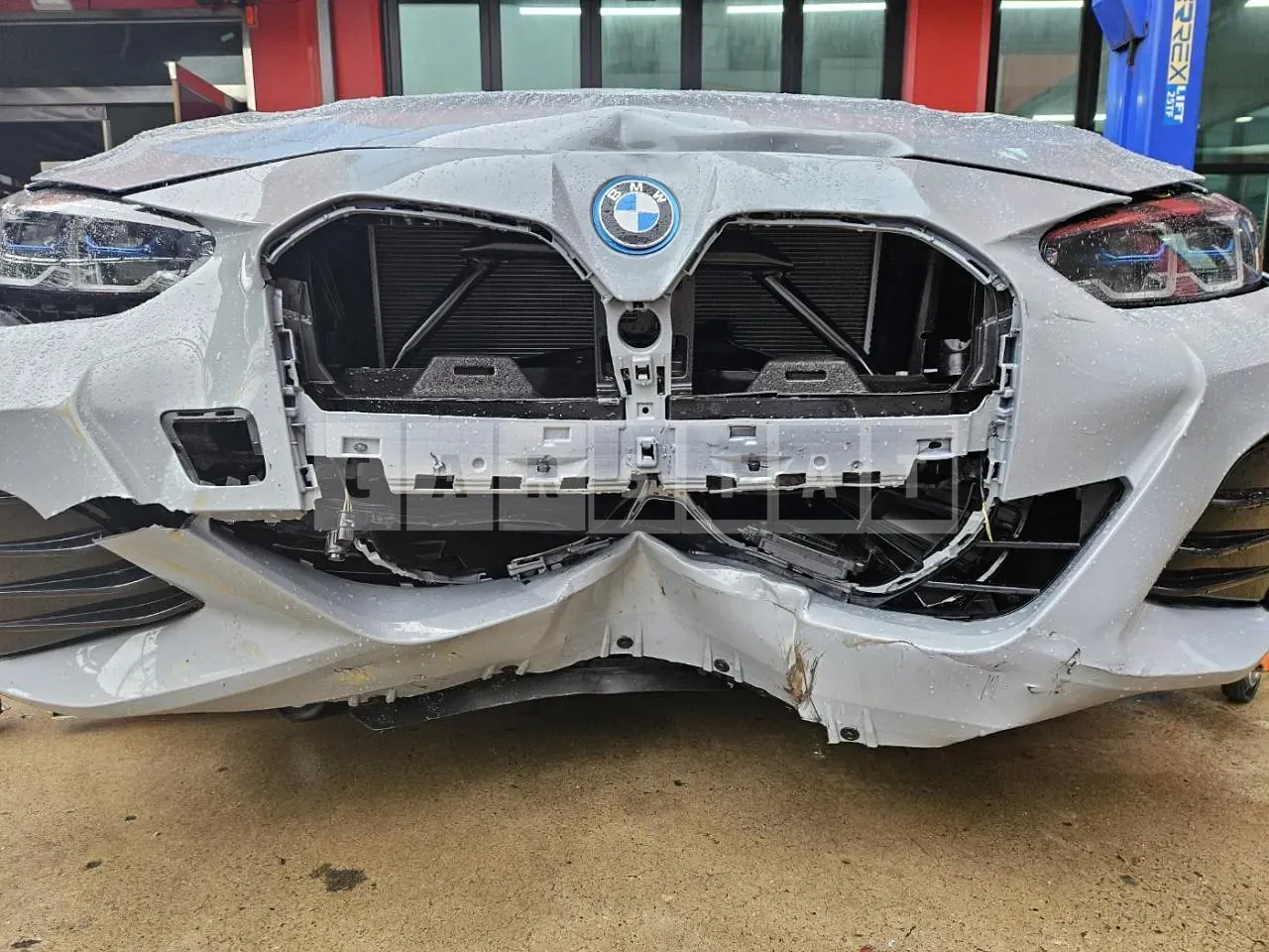 Photo 2 of 31: 2024 BMW i4 eDrive40, VIN WBY71AW06RFS69279 — Korean insurance auction