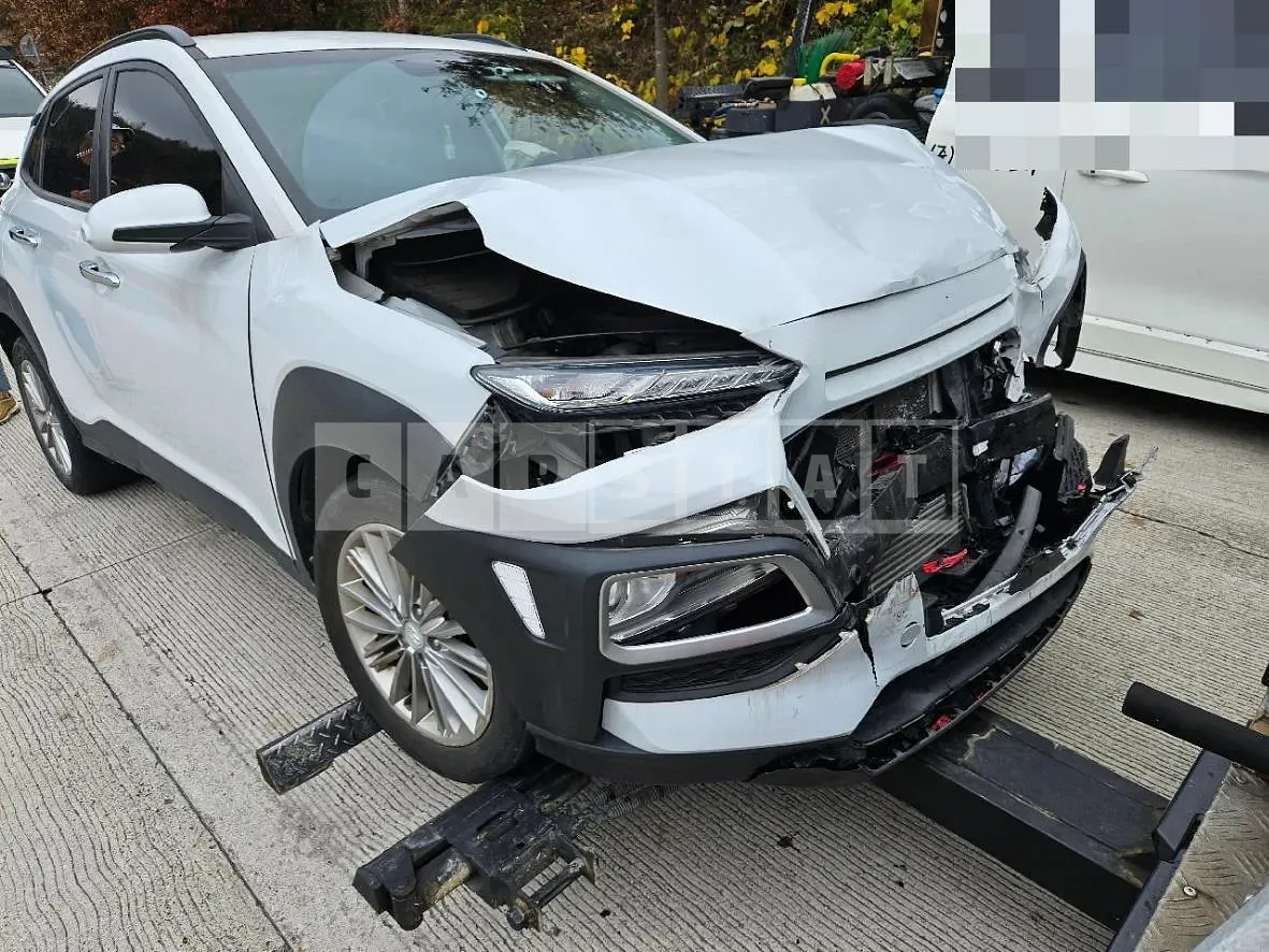 Photo 2 of 10: 2017 Hyundai Kona 1.6 — Korean insurance auction