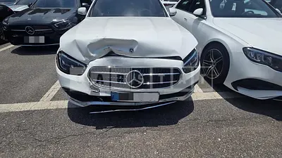 Photo 1 of 30: 2021 Mercedes-Benz E250 — Korean insurance auction