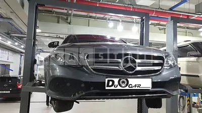 Photo 1 of 19: 2017 Mercedes-Benz E 300 4Matic, VIN WDDZF4KB7HA114441 — Korean insurance auction