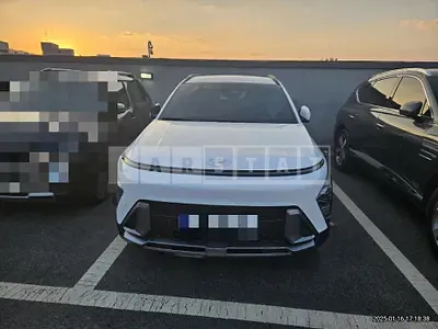 Photo 1 of 27: 2025 Hyundai Kona 1.6 — Korean insurance auction