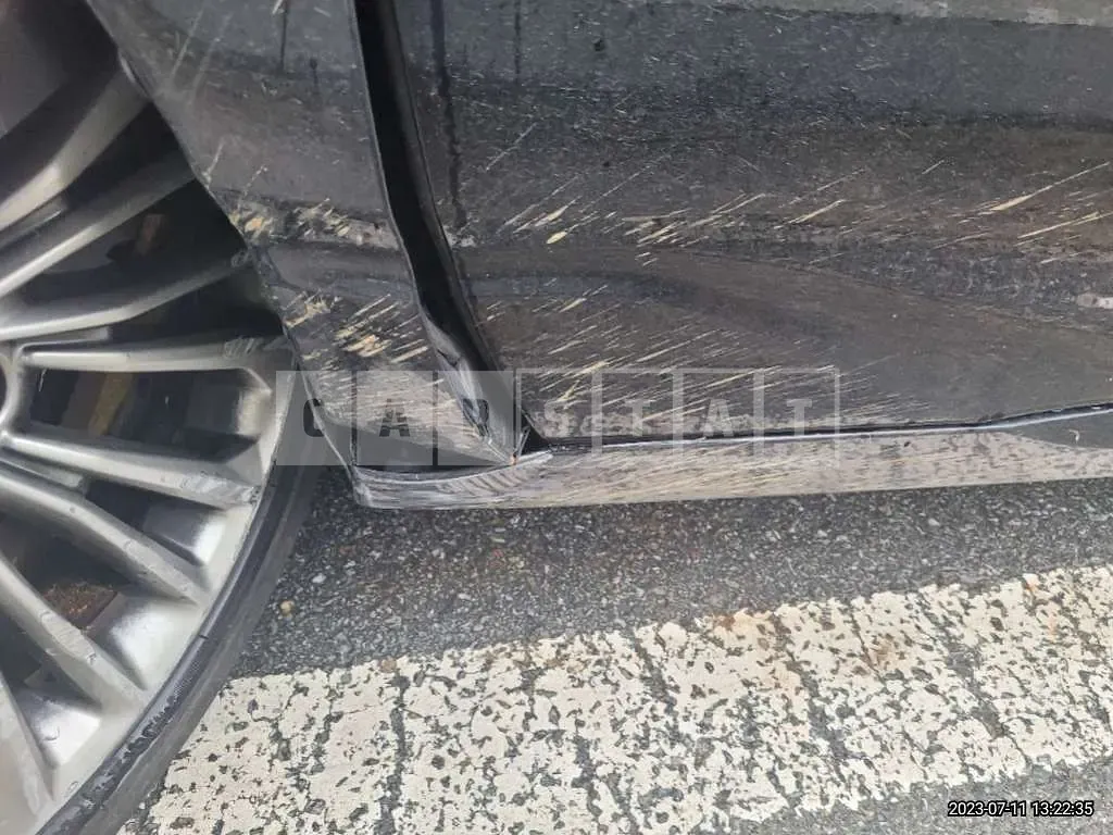 Photo 2 of 16: 2019 Toyota Avalon, VIN 4T1B21FB5KU010404 — Korean insurance auction