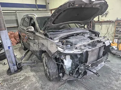 Photo 1 of 18: 2019 Hyundai Santa Fe, VIN KMHS281BBKU137411 — Korean insurance auction