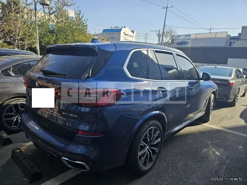 Photo 2 of 15: 2020 BMW X5 xDrive30d M Sport Package — Korean insurance auction