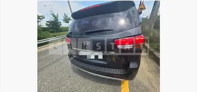 Photo 1 of 5: 2015 Kia Carnival 9 Seater — Korean insurance auction