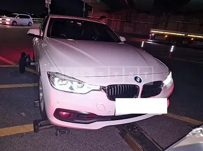 Photo 1 of 16: 2018 BMW 320d — Korean insurance auction