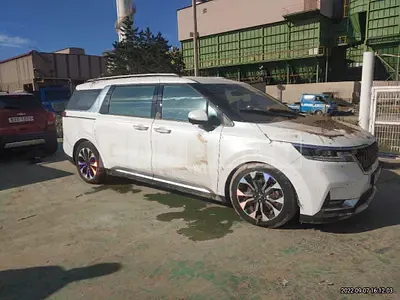 Photo 1 of 3: 2021 Kia Carnival Limousine, VIN KNANE81BBMS077396 — Korean insurance auction