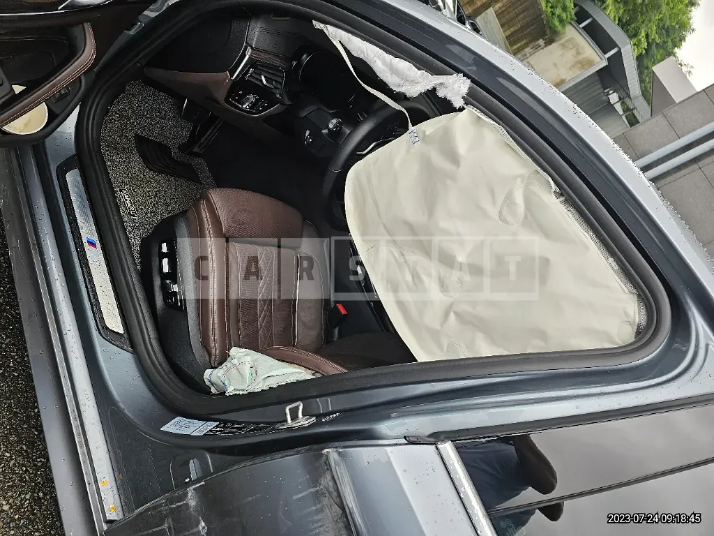 Photo 2 of 40: 2018 BMW 530i xDrive, VIN WBAJD910XJWC12513 — Korean insurance auction