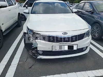 Photo 1 of 9: 2018 Kia K5 2.0 — Korean insurance auction